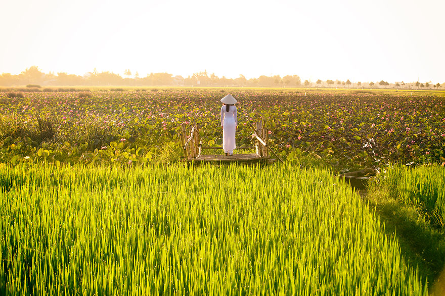 Độc[-]đáo[-]chùm[-]ảnh[-]áo[-]dài[-]của[-]nhiếp[-]ảnh[-]gia[-]Pháp[-]Réhahn[-]C